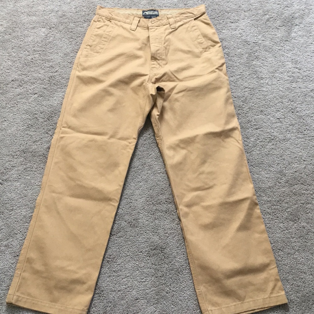 Brand New Men’s Mountain Khakis 32x30